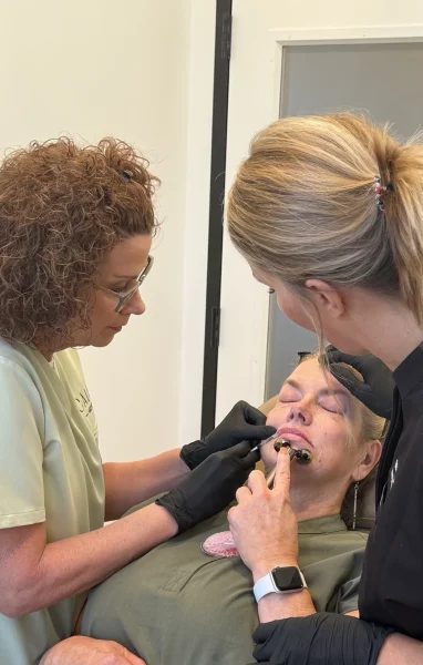 8872367D-FB11-49BE-B982-69AE7521A357